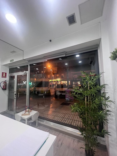 Acceso a Clínica Dental Imagen desde C/ Leganés